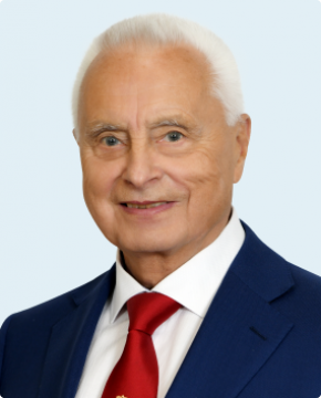 Рыжаков Виктор Васильевич